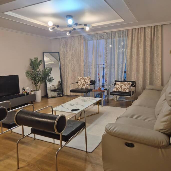 סוואן Jtn Homestay Room Rent Only מראה חיצוני תמונה